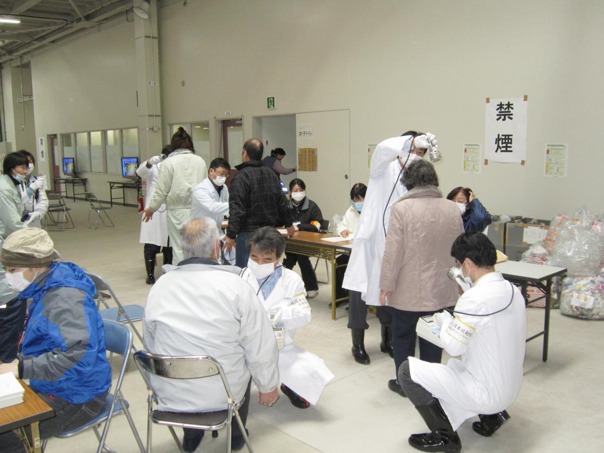 田村市内の避難所（2011年3月18日） 写真 14