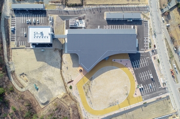 平成31年3月27日撮影　真上から見た新庁舎の全景