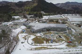 平成31年1月28日撮影　雪が残る建設工事の全景