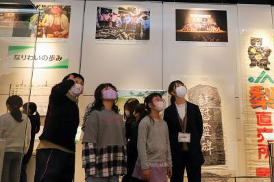 双葉町の東日本大震災・原子力災害伝承館で3月4日、町特集展「東日本大震災・原子力災害 大熊町の歩みとゆくえ」が始まりました。