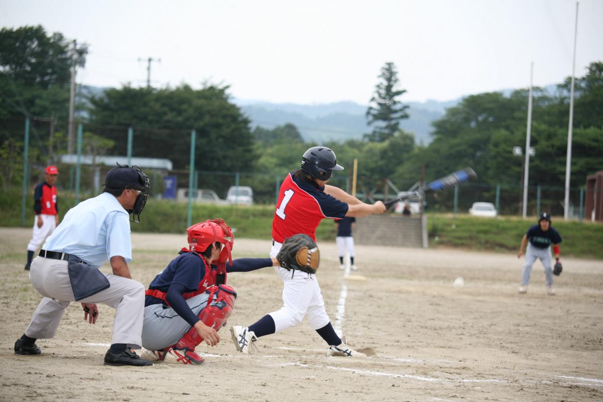 白熱のゲームを繰り広げた大熊町野球チーム