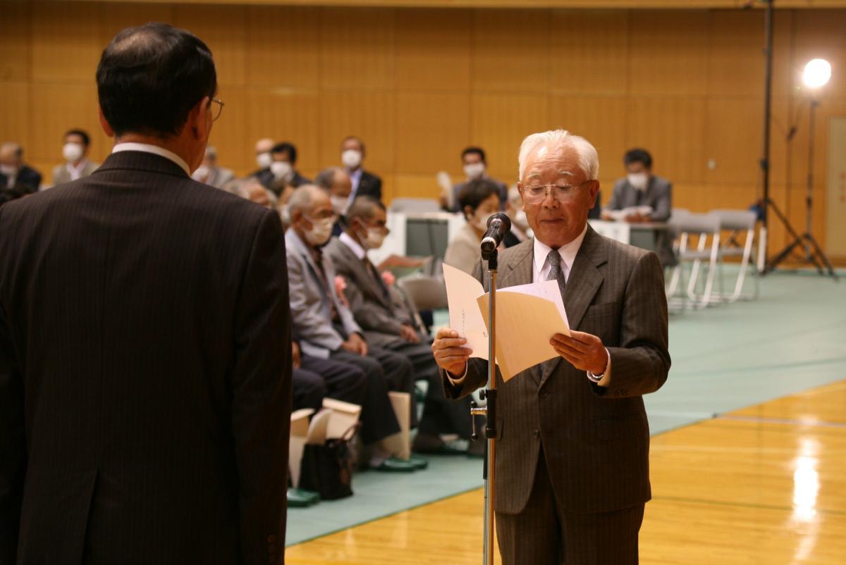 謝辞を述べる河西確町老人クラブ連合会長