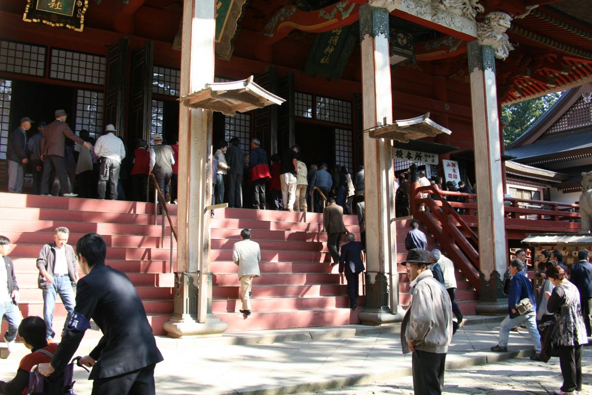 町民号二日目は丑歳御縁年に当たる羽黒山神社を参拝しました