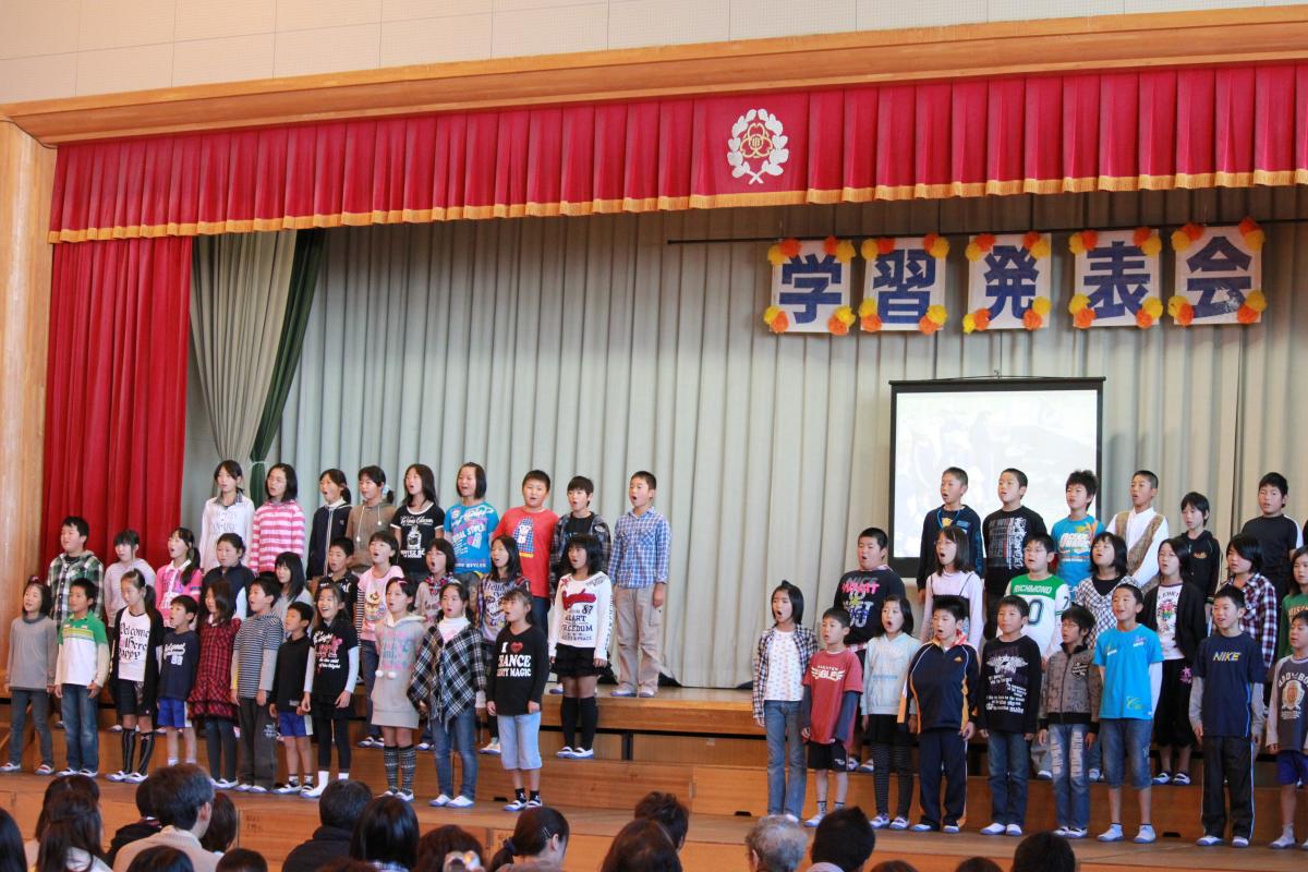 大野小学校「学習発表会」（2010年10月23日撮影） 写真 4