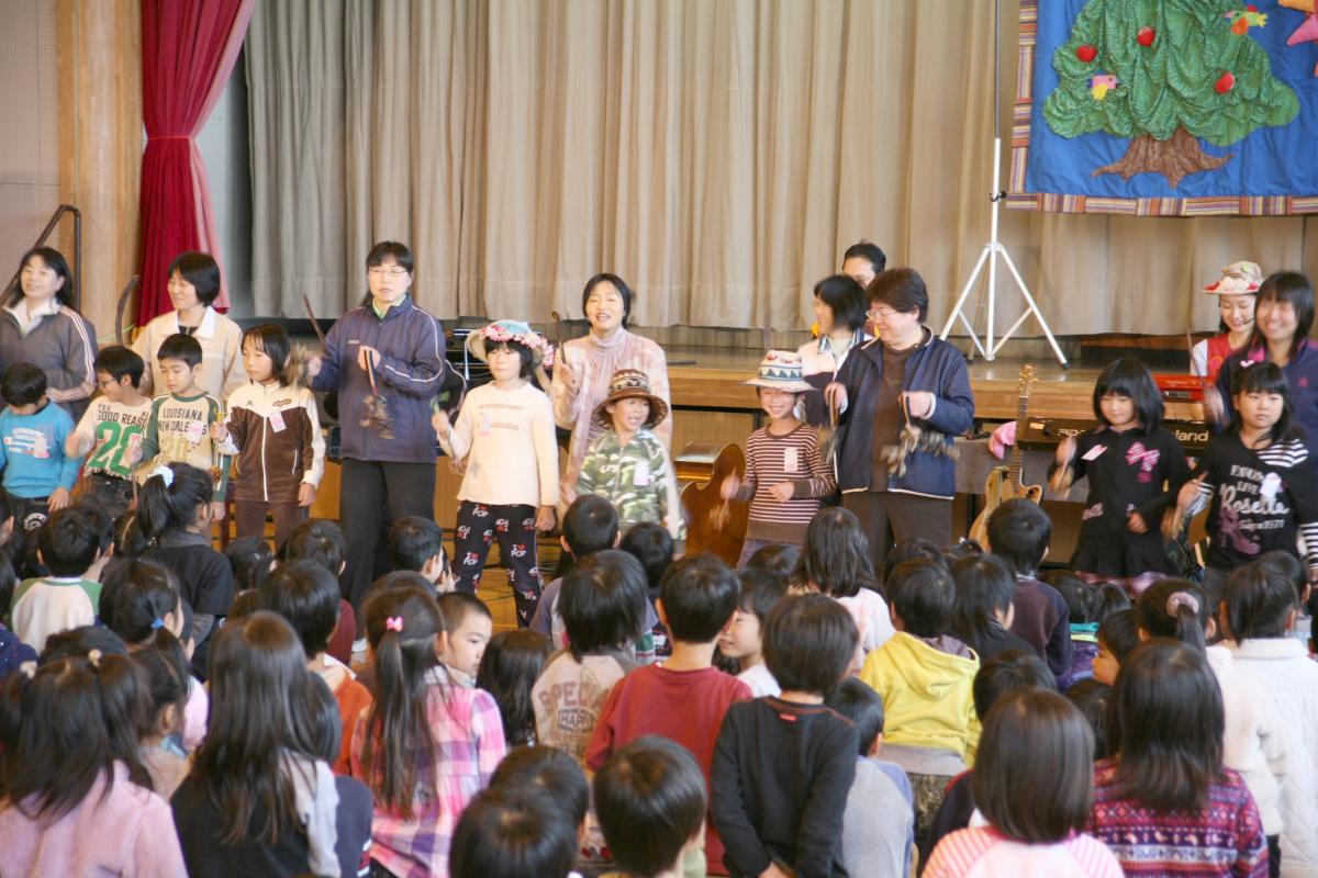大野小学校　鑑賞教室（2010年11月24日） 写真 4