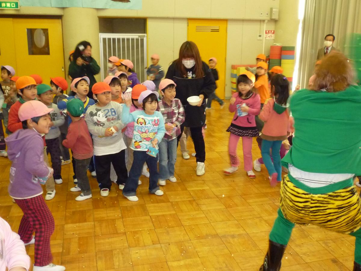 熊町幼稚園 豆まき（2011年2月3日） 写真 1
