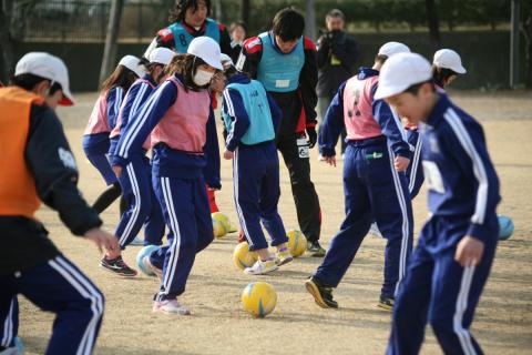 大野小学校 サッカー教室（2011年2月8日） 写真 1