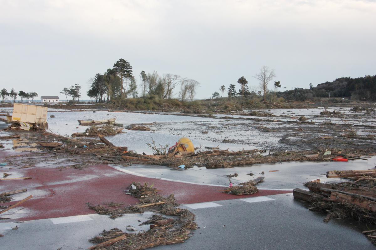 東日本大震災発生直後の町内（2011年3月11日） 写真 12