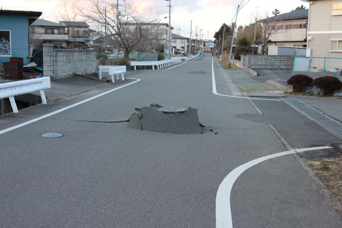 東日本大震災発生直後の町内（2011年3月11日） 写真 15
