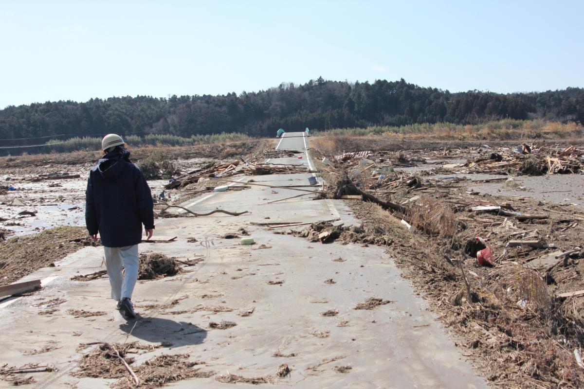 東日本大震災発生直後の町内（2011年3月11日） 写真 17