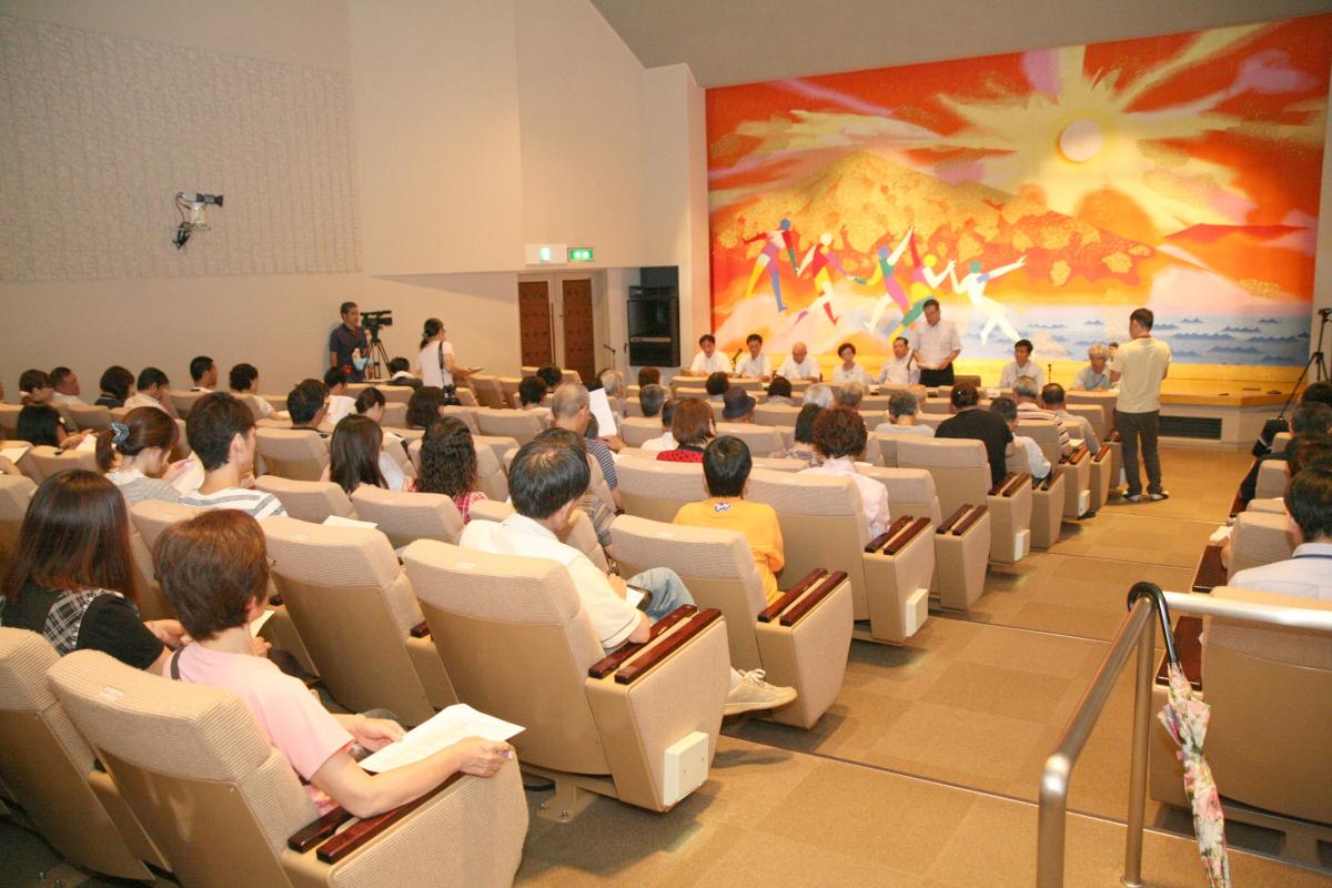 新潟県での町政懇談会（2011年7月29日） 写真 4