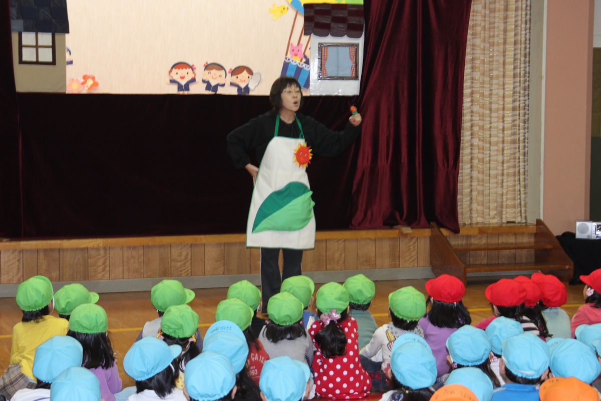 幼稚園観劇会（2012年5月18日） 写真 2
