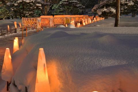 冬の夜の鶴ヶ城本丸を優しく照らす大熊幼稚園児の作品