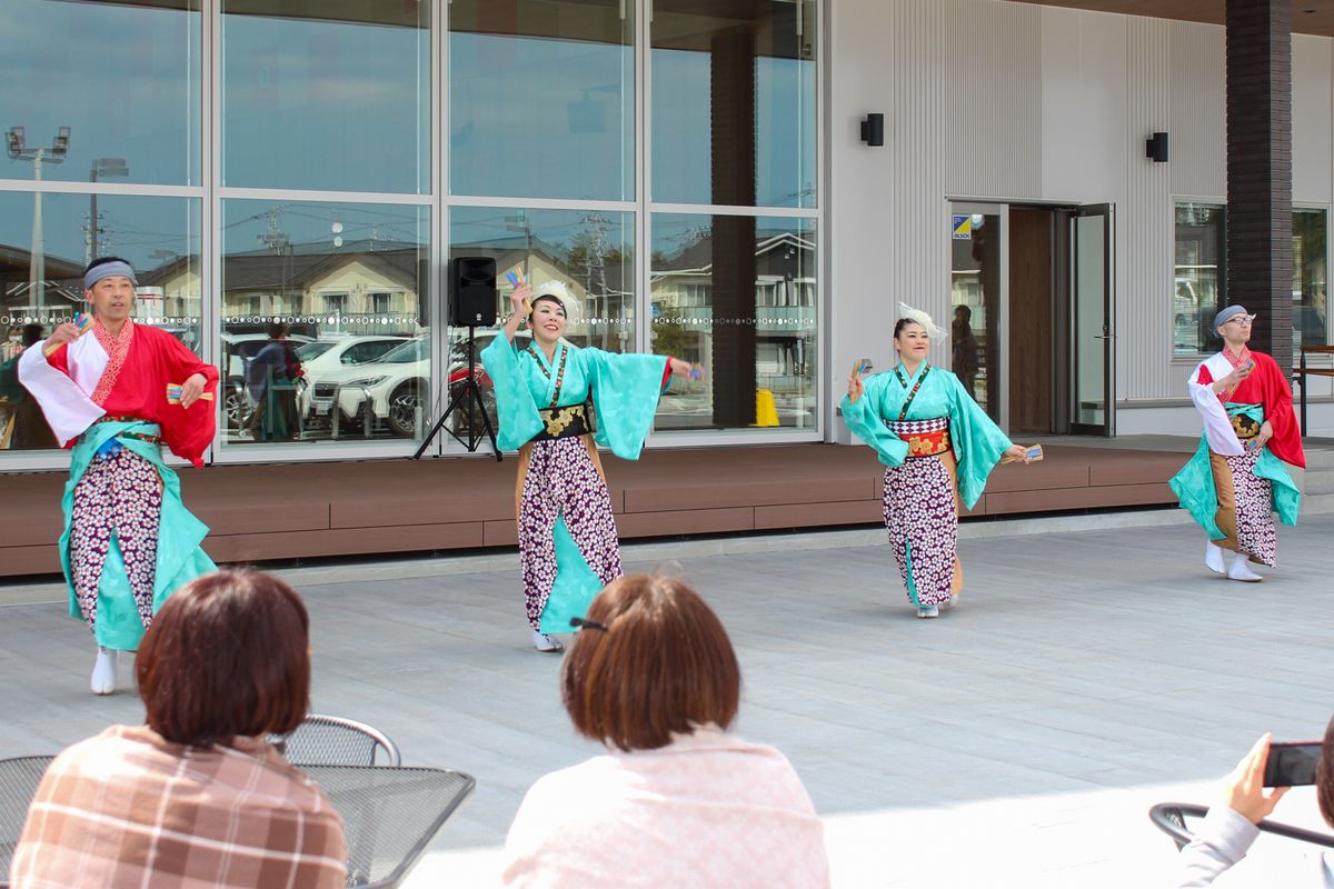さくらYOSAKOI天花（富岡町）チームによる演舞が行われ、会場を盛り上げました。