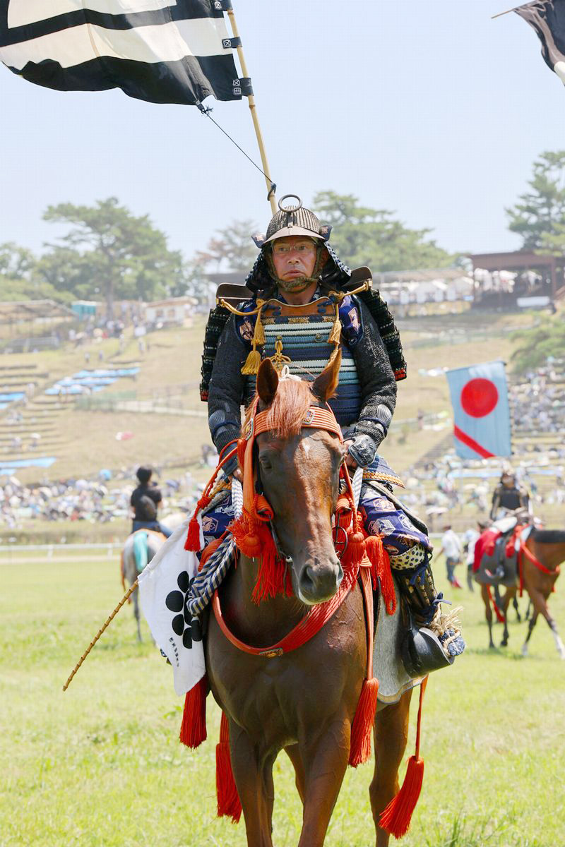 御神輿（ごしんよ）守護を務めた大熊町騎馬会の小野田さん