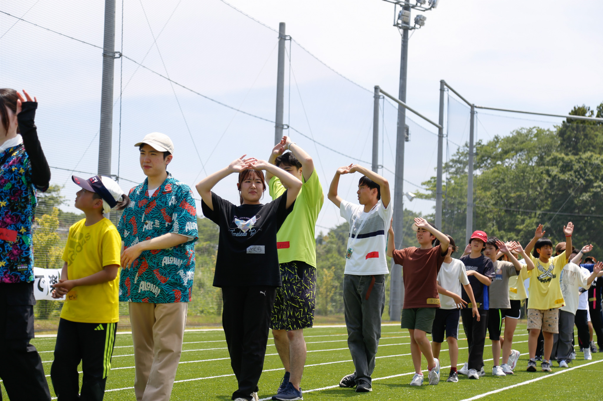 最後は、みんなで踊る盆踊り！会場に笑顔と絆の輪が広がりました。
