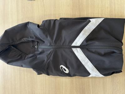 アシックス　ジップパーカー