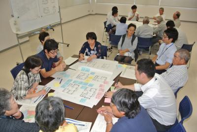 いわき市で開催した座談会の様子