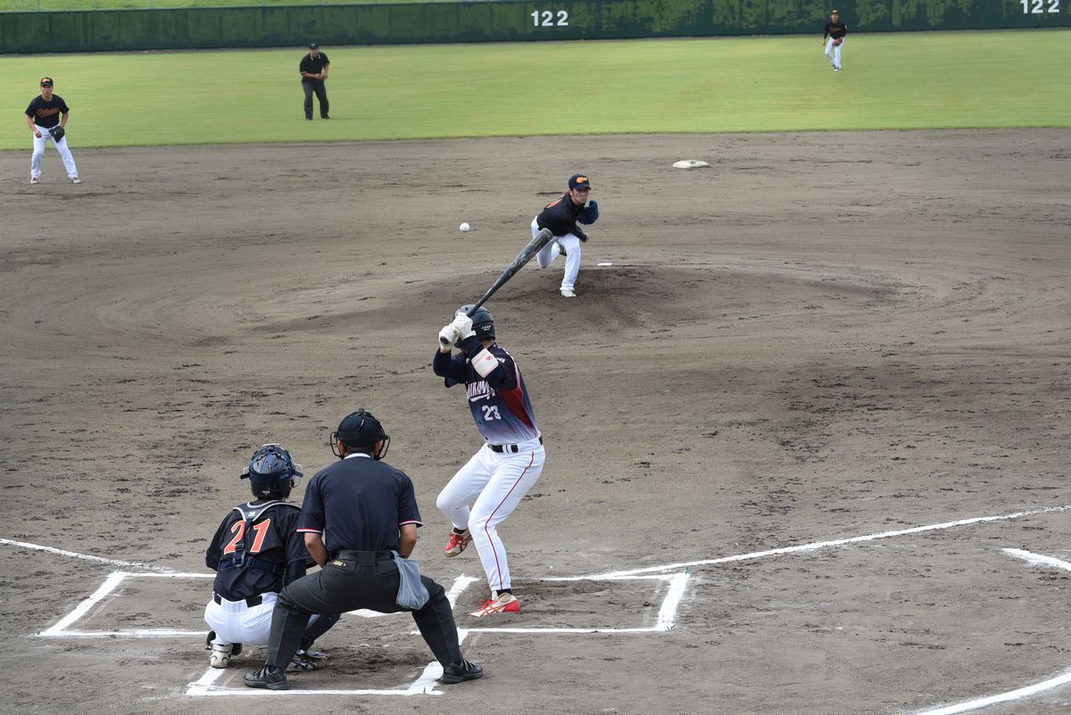 対戦相手の石川町チームを初回0点に打ち取る力投を見せた大熊町の投手