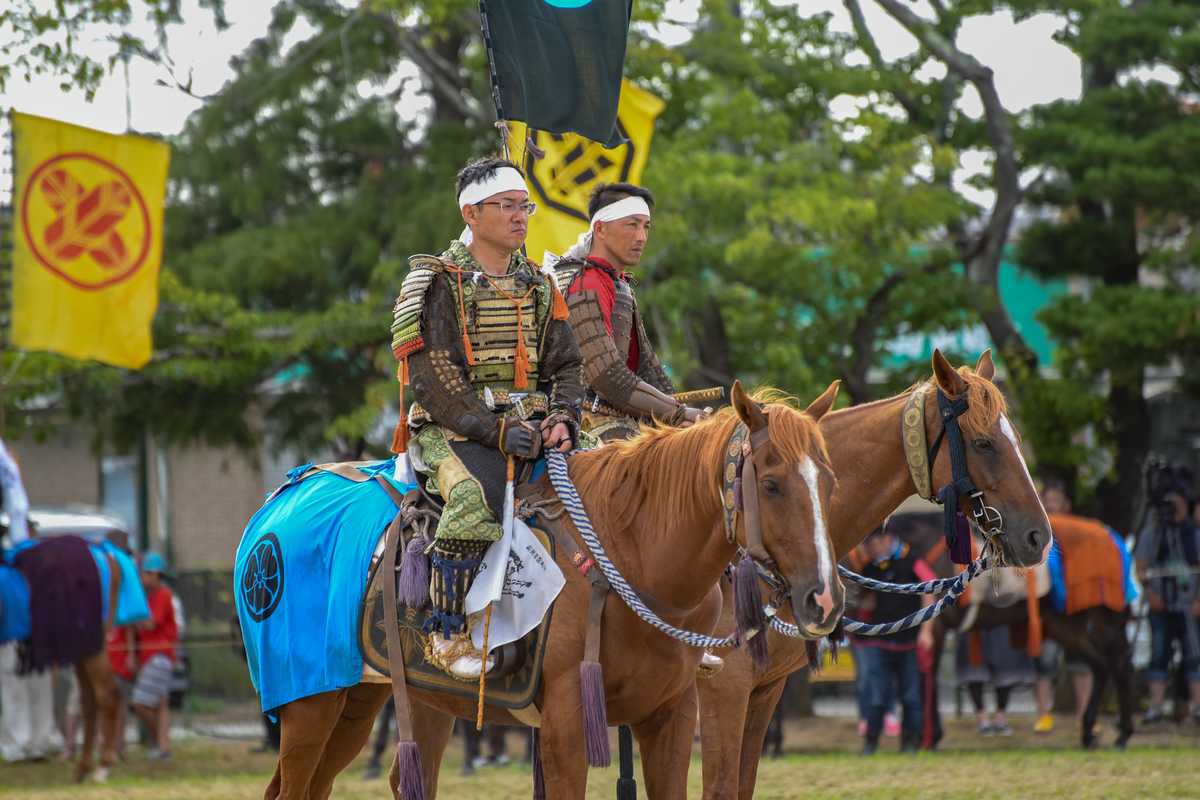 標葉郷本陣に到着した大熊町騎馬会の騎馬武者たち