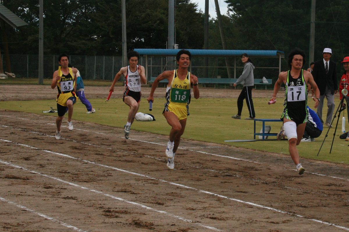 第4位の成績をおさめた陸上男子