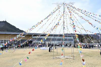 東日本大震災と東京電力福島第一原発事故の発生から14年となる3月11日、町内で町民有志らによる追悼イベント「おおくま3・11のつどい」が開かれました。